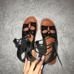 lace up sandals